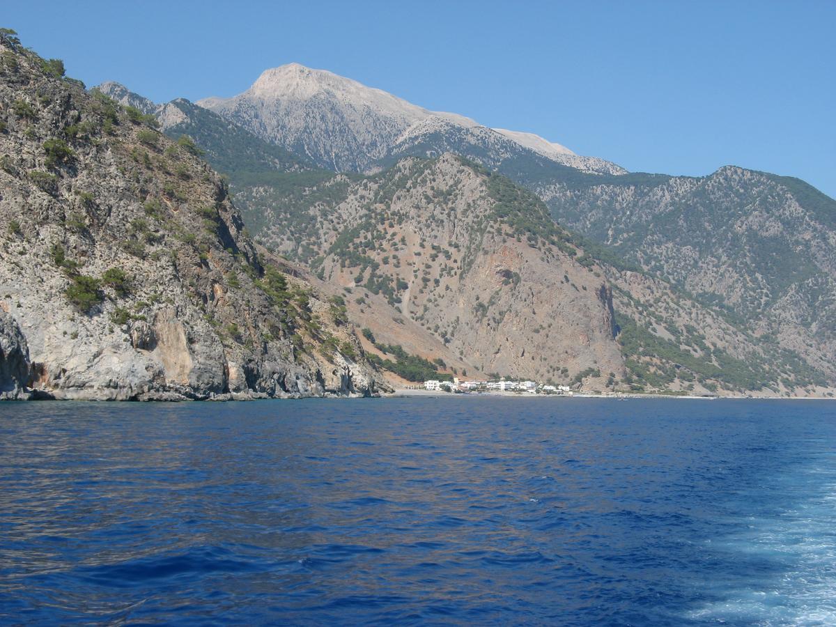 Pachnes Bed And Breakfast Agia Roumeli Exterior foto